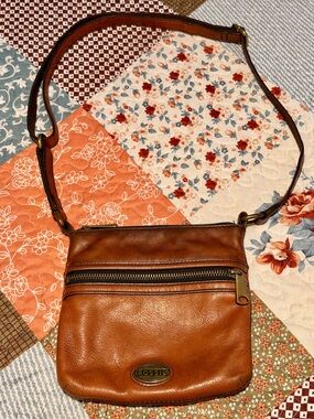 Fossil Explorer Mini Crossbody Brown Genuine Leather Adjustable Y2K Purse